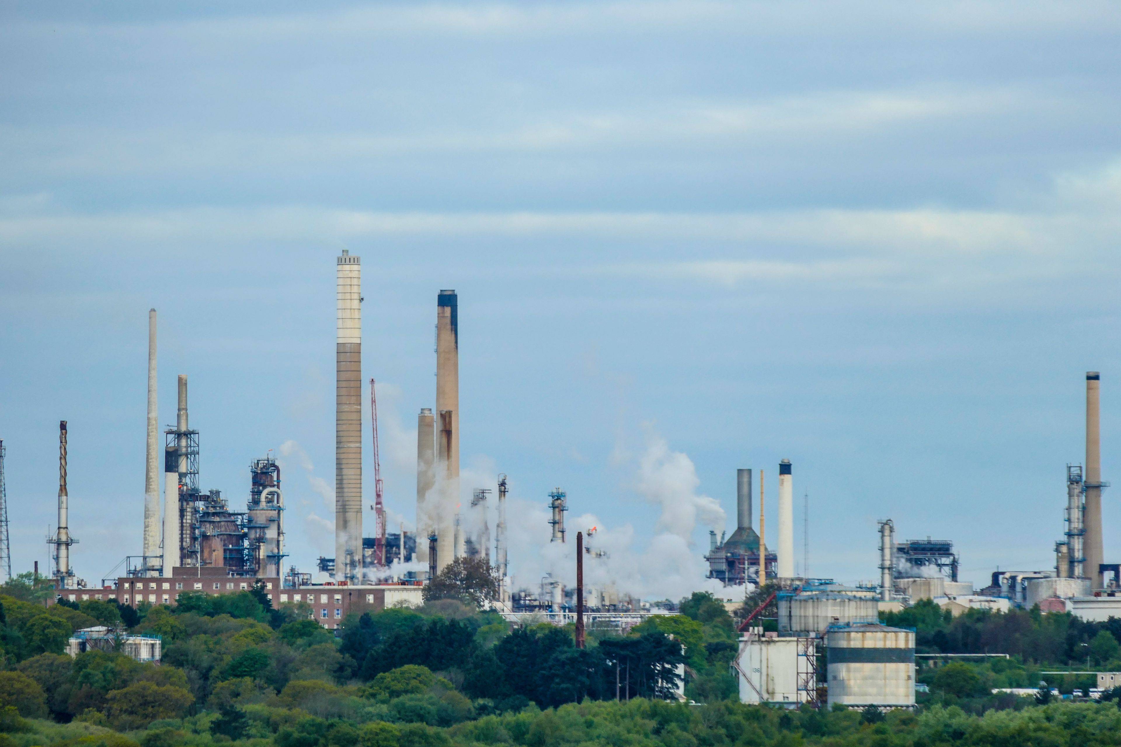 国内汽柴油价格走势行情，今日山东地炼柴油汽油价格行情9.30