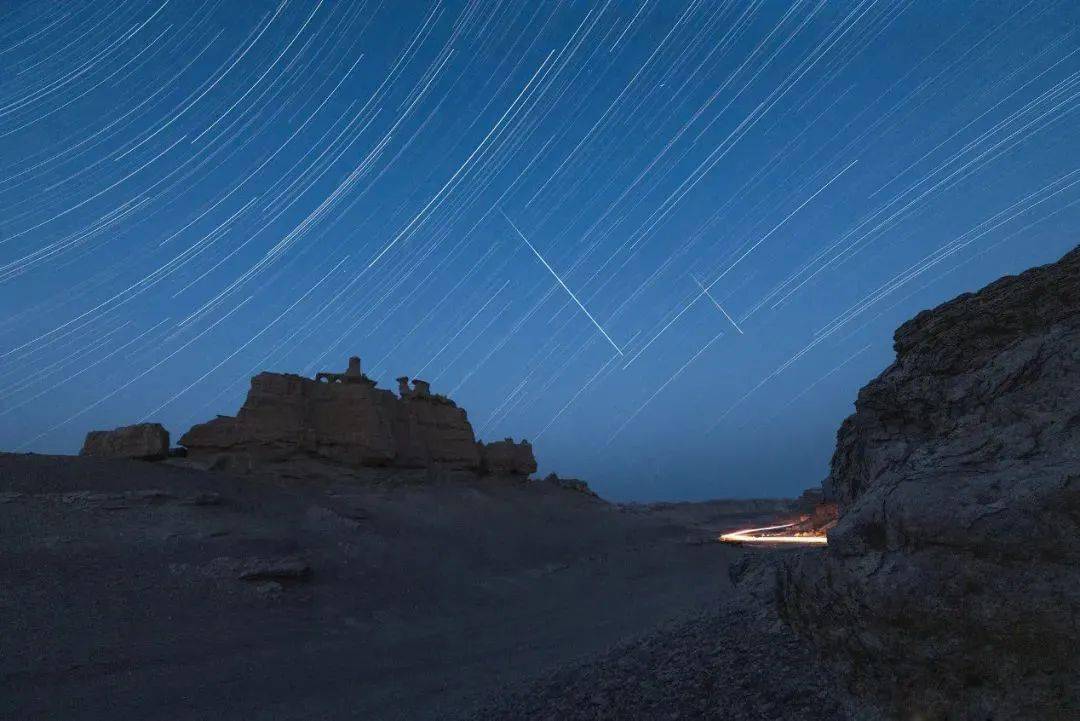 当流星光临地球的那一刻<strong></p>
<p>eos行情</strong>,用EOS记录下绝美星空