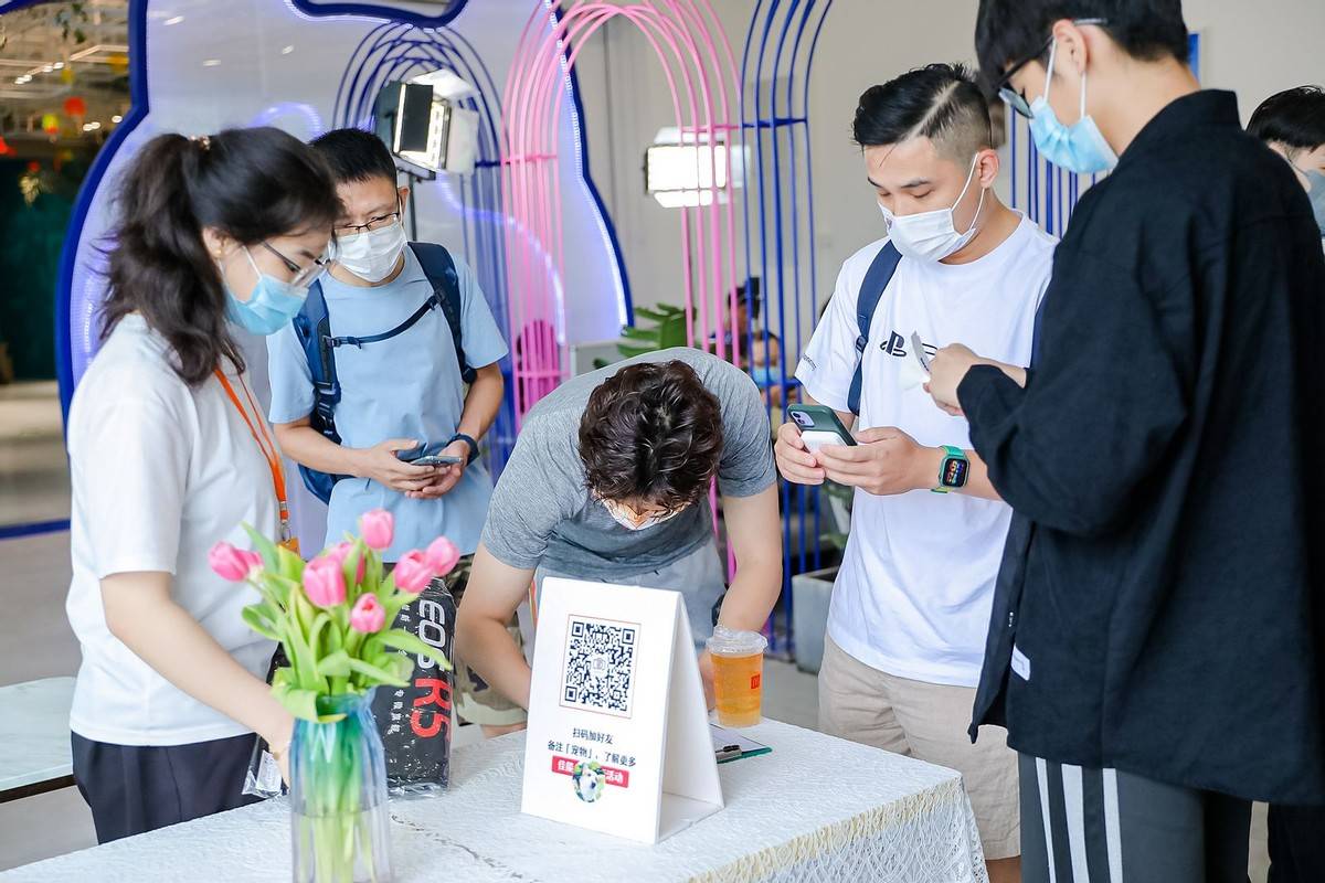 邂逅宠物小情人 佳能EOS深圳站摄影讲座开讲<strong></p>
<p>eos行情</strong>！