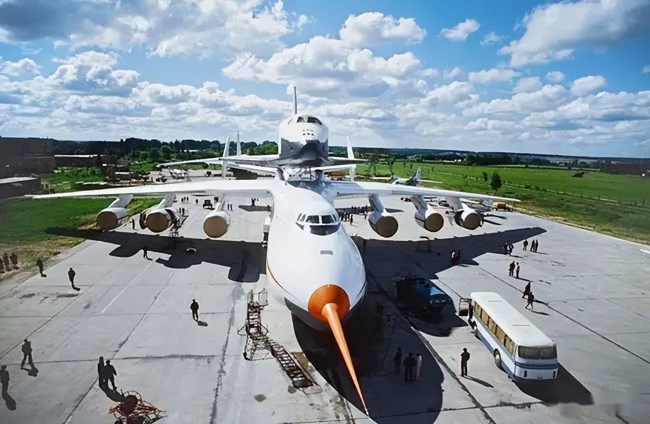 乌总统：给我8亿美元<strong></p>
<p>币安app下载</strong>，我让第2架安225起飞，需要下载反诈APP吗？