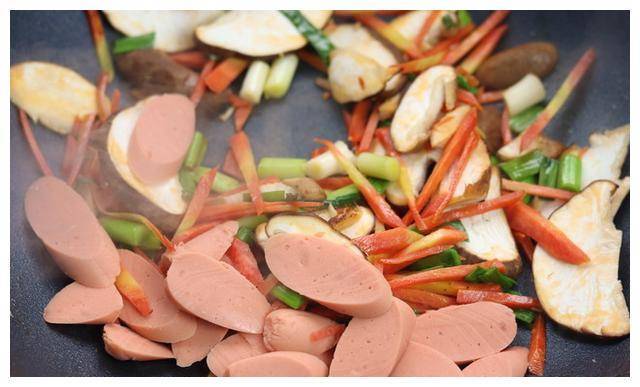 中国是“它”的故乡<strong></p>
<p>炒币的网站</strong>，它却在美国卖的爆火，网友：回来卖吧！