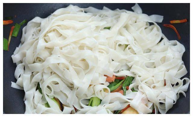 中国是“它”的故乡<strong></p>
<p>炒币的网站</strong>，它却在美国卖的爆火，网友：回来卖吧！