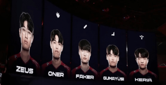 LOL官方通报黑洞king违规封三年；PDD谈LPL环境：新人青黄不接