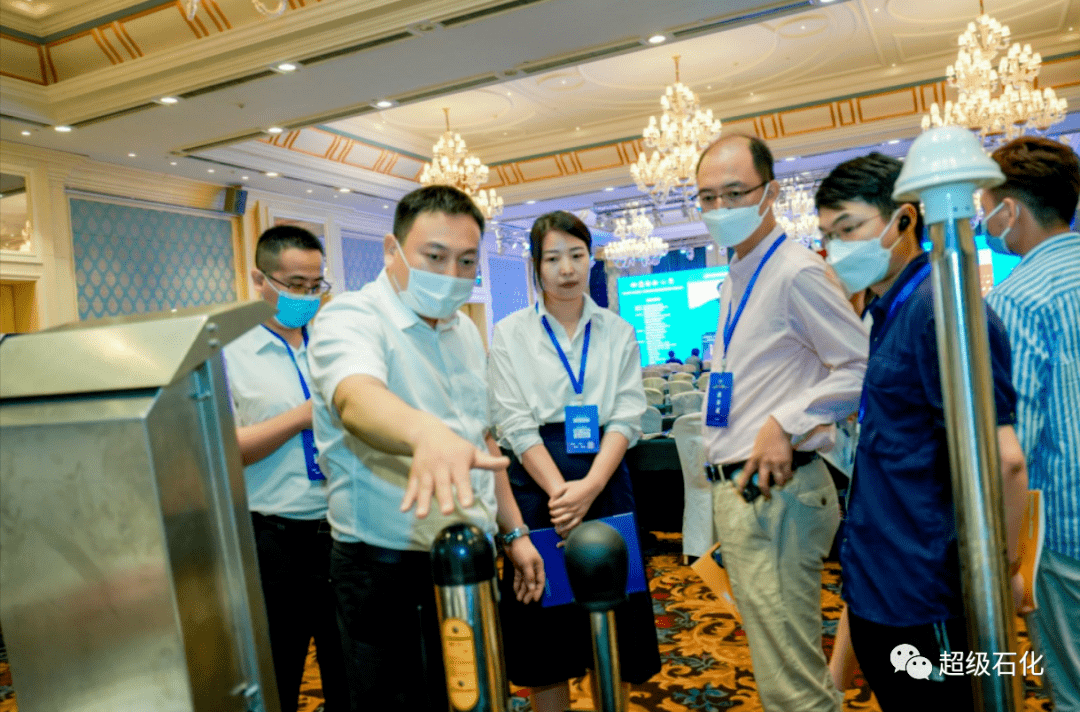 中国石油四川石化支持2023 年（第三届）中国石油化工储运罐区技术大会<strong></p>
<p>中国石油股票</strong>！