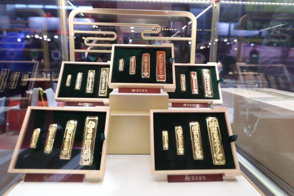 “新”意满满<strong></p>
<p>盛大股票</strong>，亮点纷呈 菜百股份惊艳亮相中国国际珠宝展