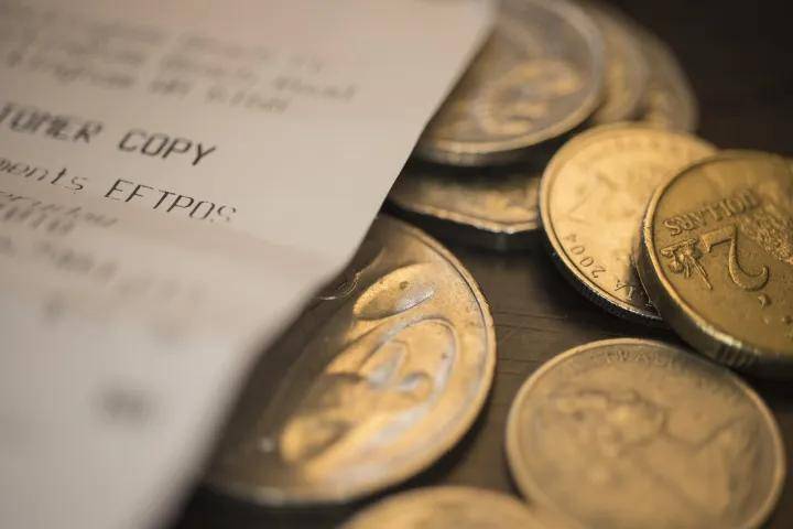 期权开户条件<strong></p>
<p>股票开户佣金最低</strong>?期权佣金最低多少?