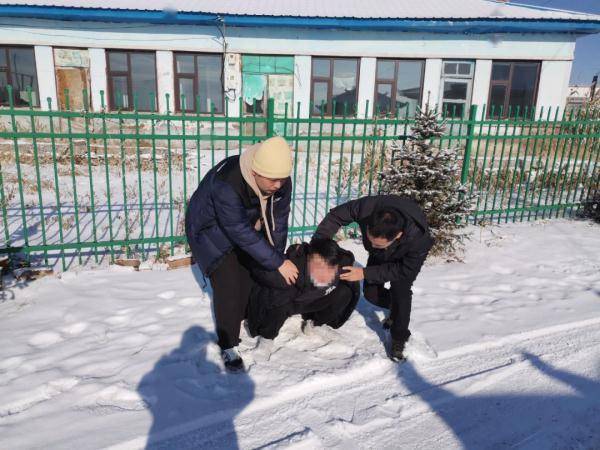 “一夜暴富”的“坑”<strong></p>
<p>平安股票行情</strong>，千万不要踩！