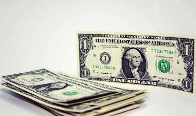 使用人民币这么多年<strong></p>
<p>一枚币两个错别字</strong>，居然没发现一个错别字，这是为什么呢？