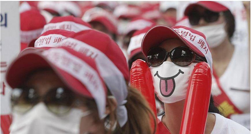 年“性交易”额高达14万亿，情色交易泛滥，韩国为何沦落至此？