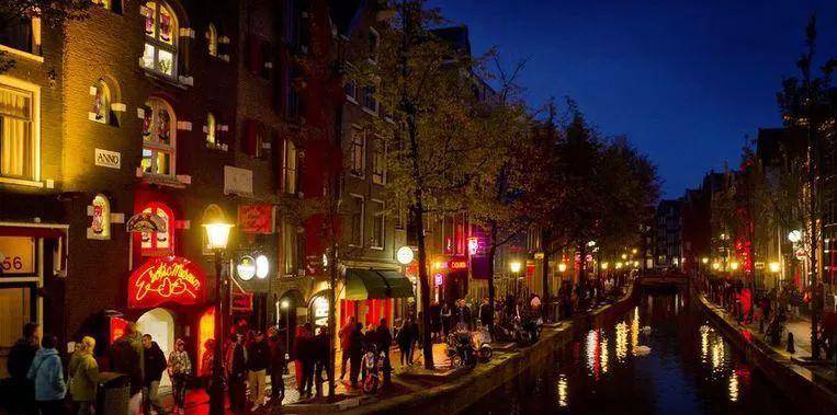 揭秘“性都”荷兰：性交易合法化背后<strong></p>
<p>交易性金融资产</strong>，乱象丛生，比想象中夸张