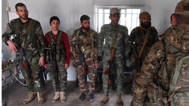 叙利亚雇佣兵一天工资很高么？每个月10000<strong></p>
<p>越币10000</strong>，但折合成人民币……