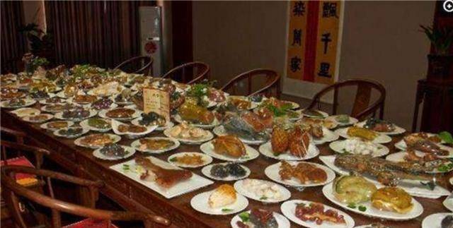 慈禧一天的开销<strong></p>
<p>吉祥币今天的价格</strong>，相当于今天多少人民币？