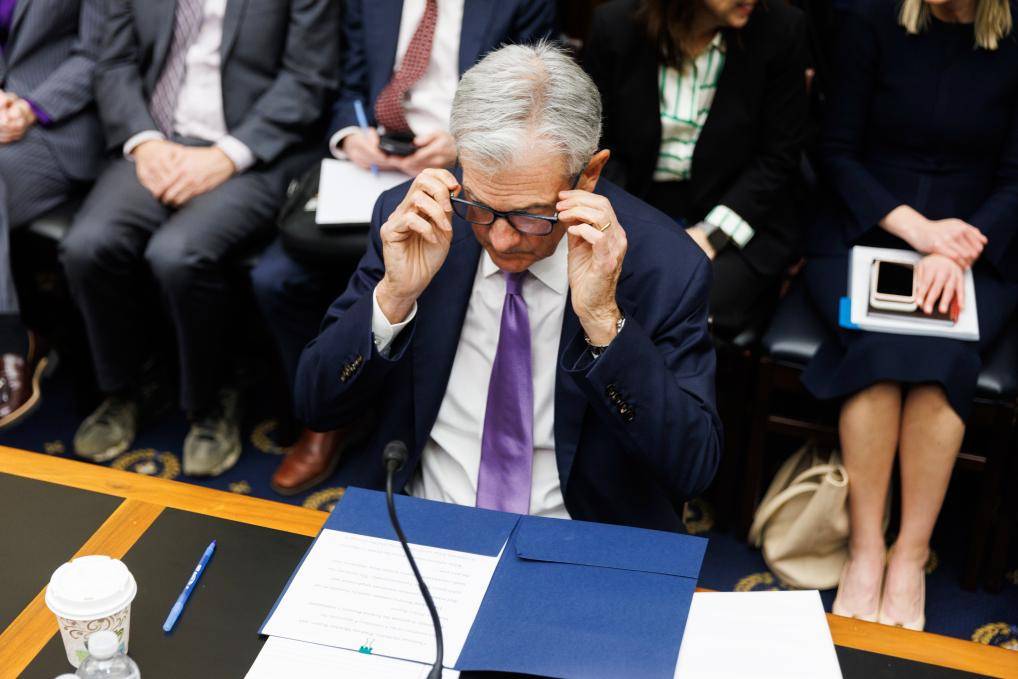 鲍威尔“明示”降息<strong></p>
<p>美系货币</strong>,美货币政策风险难消