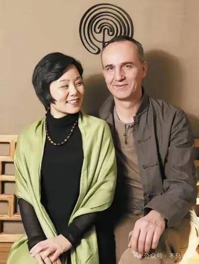 他们那么幸福恩爱<strong></p>
<p>货币互换以场内交易为主</strong>，怎么突然离婚了……