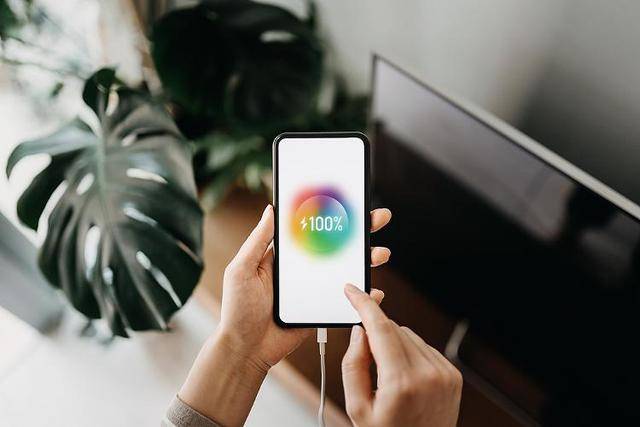 有时竟可以“超长待机” 手机1%的电量到底能用多久<strong></p>
<p>炒币k线图分析法</strong>？