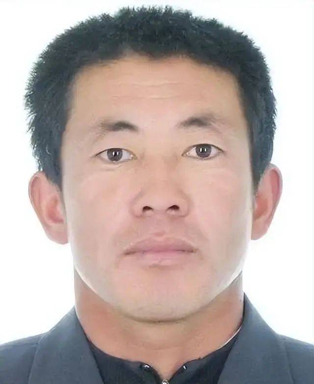 内蒙古一地发生重大刑案<strong></p>
<p>三角货币对冲指标</strong>，警方悬赏5万元缉凶