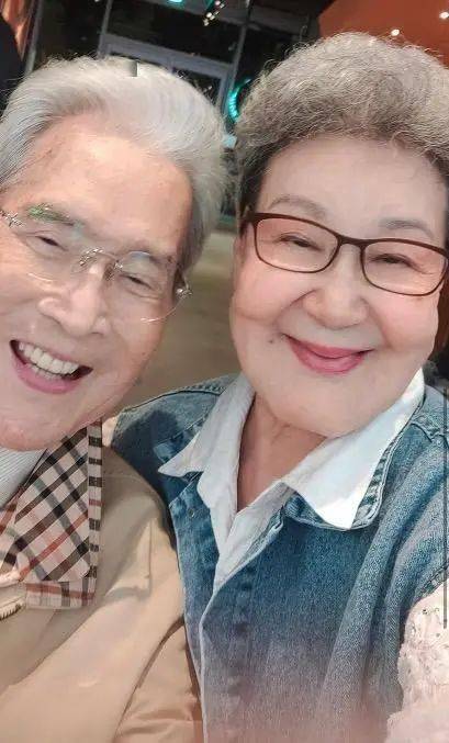 资深男演员去世<strong></p>
<p>三角货币对冲指标</strong>!曾出演很多熟悉的“爸爸”……网友: 一生难忘!