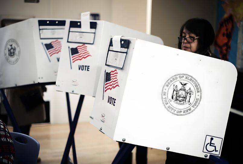 选情很怪异<strong></p>
<p>货币资金交易成本过高</strong>,老特或将重蹈四年前的覆辙,愤怒而屈辱地败北