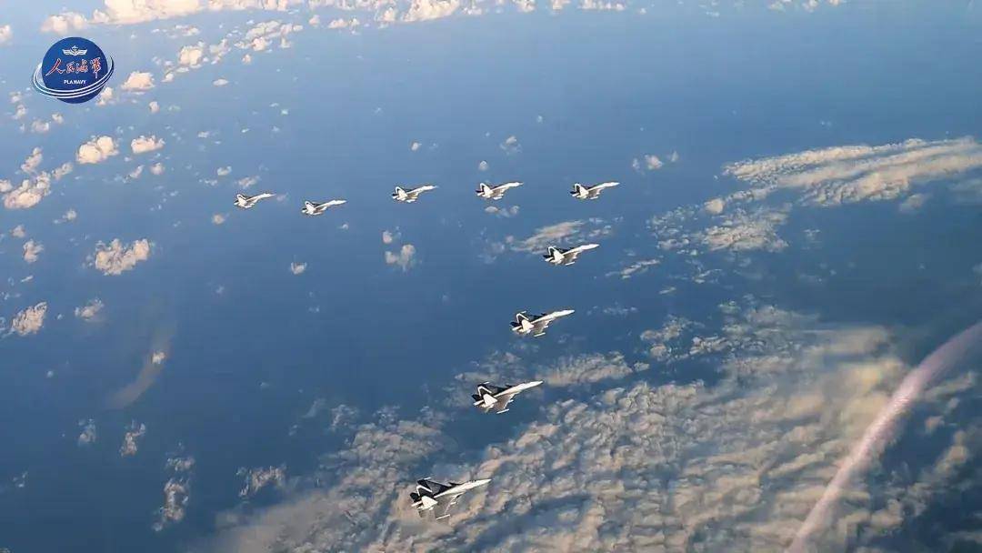 中国首个双航母战斗群横空出世<strong></p>
<p>货币资金交易成本过高</strong>！歼-15B/D居然悄悄装备这么多了？