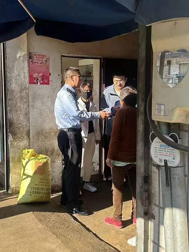 江苏一地多位村民称送自种菜籽到油坊榨油变“臭油”<strong></p>
<p>其他货币资金保证金</strong>，期盼职能部门查明真相