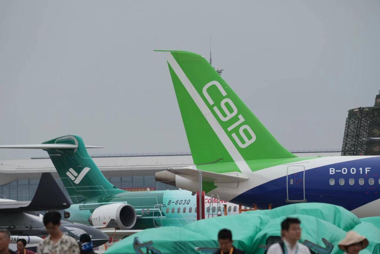 何方神圣<strong></p>
<p>ccr机器人自动炒币</strong>？C909在珠海航展首次亮相