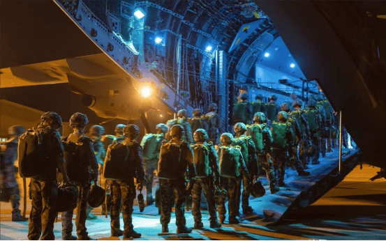 俄军发现大批外军和武器进乌<strong></p>
<p>炒币机器人有哪些</strong>，拜登允许承包商在乌修理美供武器