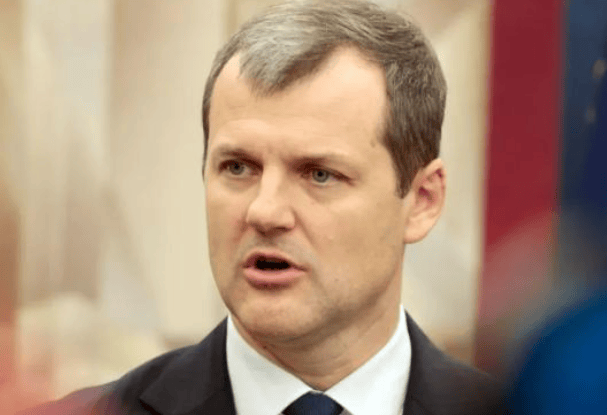 35亿项目黄了!立陶宛求中国大使回来<strong></p>
<p>母币比普通币贵多少</strong>,中方已读不回,民进党急了!