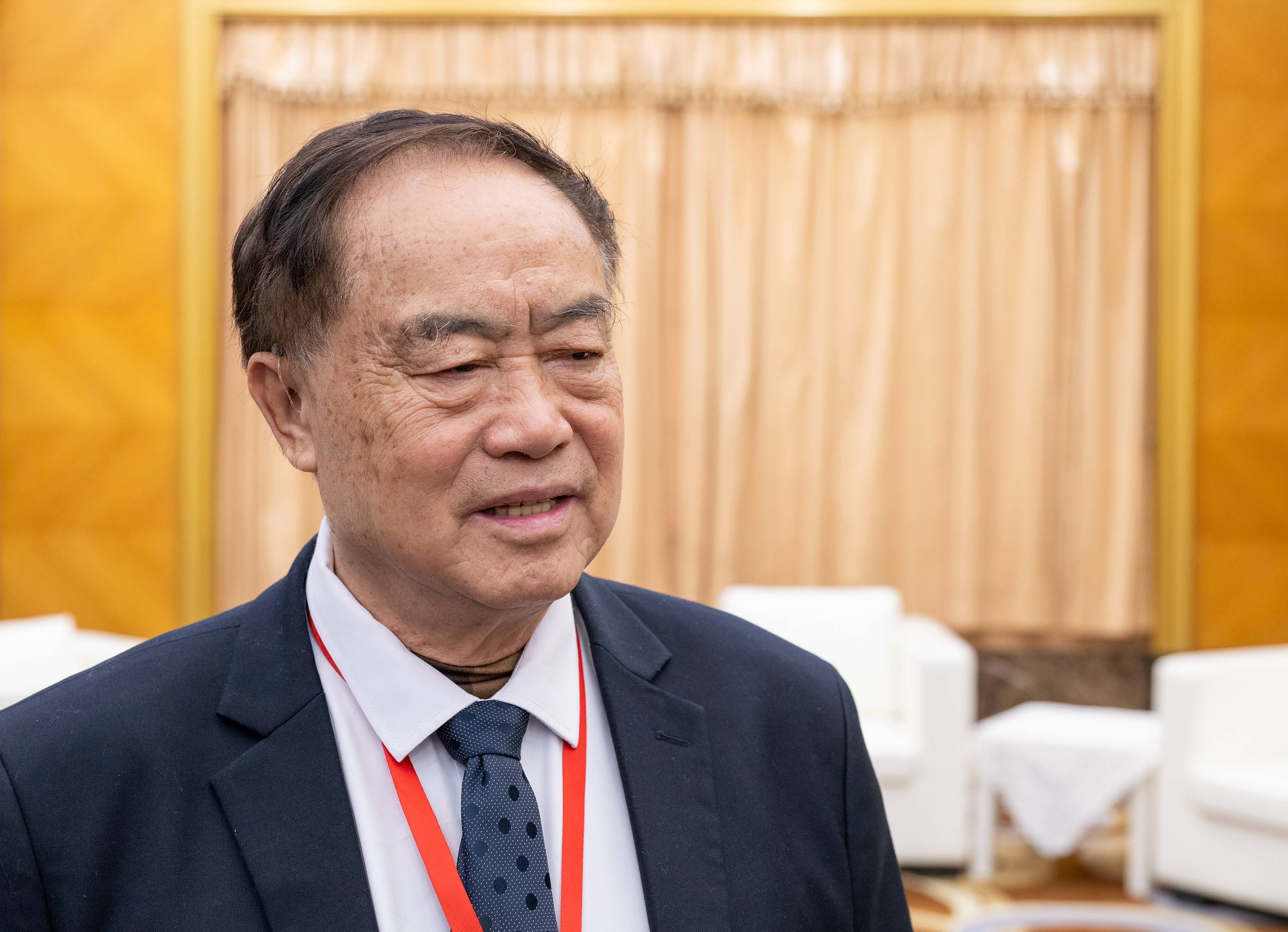 中国工程院院士卢秉恒：建议四川充分利用增材制造技术<strong></p>
<p>货币对冲套利原理</strong>，推动制造业创新发展