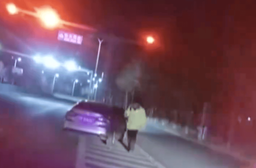 饭碗砸了！通州一职业司机嫌妻子开车慢<strong></p>
<p>非货币性资产交易准则</strong>，非要自己来！这下摊上事了……