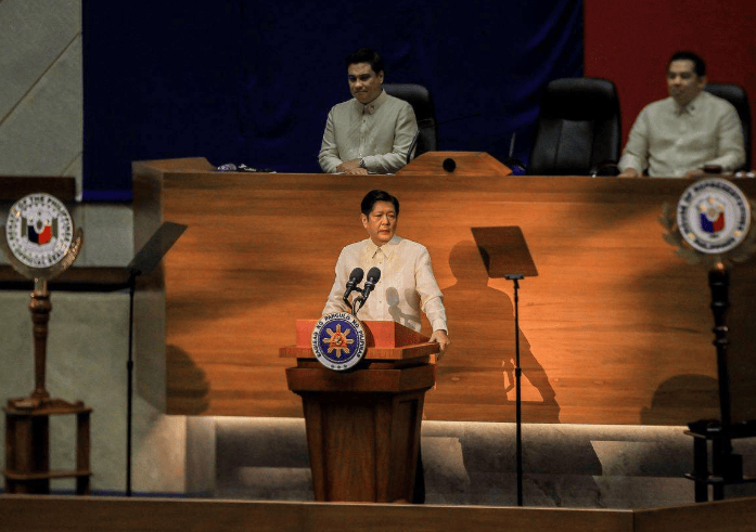 菲律宾政坛一夜变天<strong></p>
<p>basecoin币</strong>，16万菲军突然站队，杜特尔特关键时刻重新出山