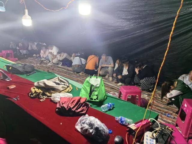 昆明警方披露：多人聚集<strong></p>
<p>债券在途交易市场</strong>，竟然在干这件事，被“一锅端”！现场曝光……