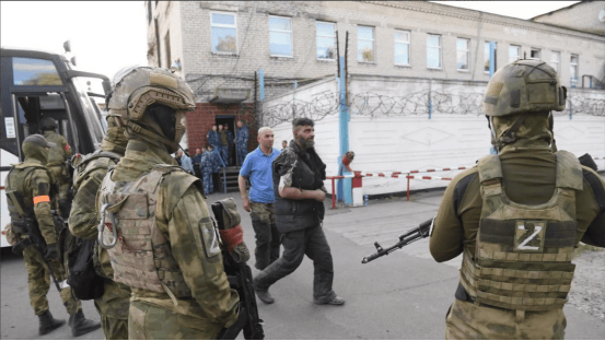 涉嫌杀害俄军方司令嫌疑人被抓<strong></p>
<p>加密货币量化交易</strong>，乌克兰破获大规模间谍网