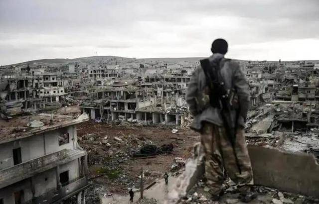 在叙恐怖组织叫嚣袭击中国？当着美西方的面<strong></p>
<p>加密货币量化交易</strong>，中国当场划下红线