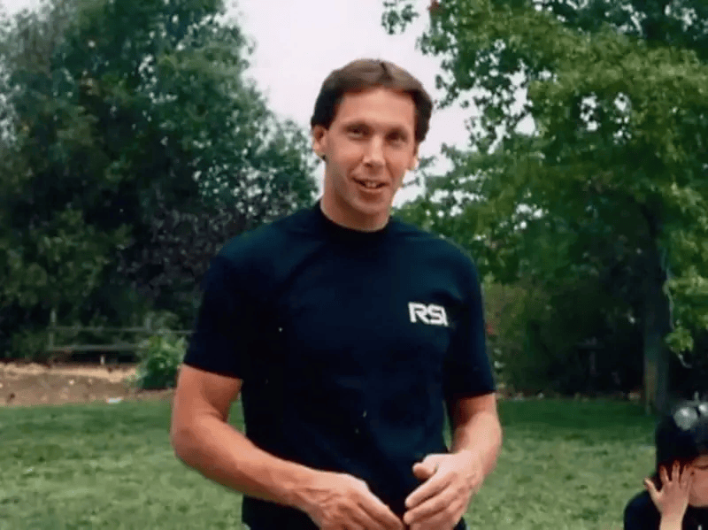 80岁的全球顶级富豪又结婚了<strong></p>
<p>币圈inchat</strong>！33岁的华裔妻子啥来头？