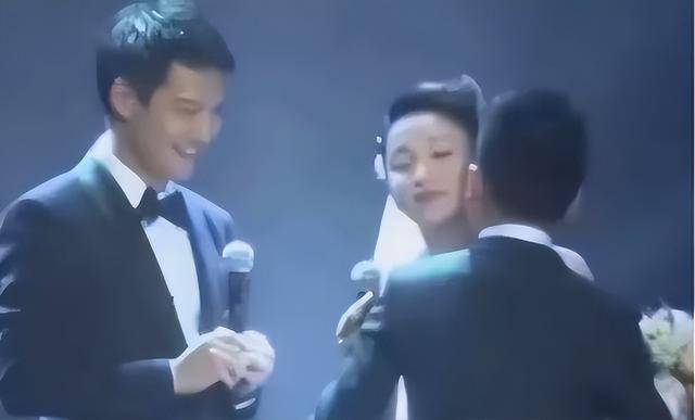 陈坤的儿子已成年<strong></p>
<p>inchat币应</strong>，容貌开始显现母亲的基因，像谁可以认得出吗？