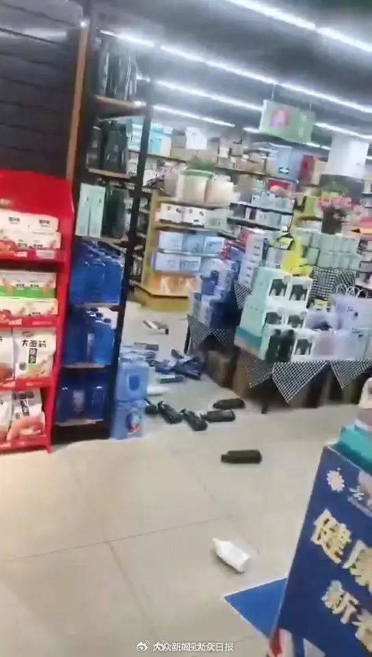 银川地震致部分列车晚点<strong></p>
<p>可转换债券交易规则</strong>,暂无人员伤亡情况报告