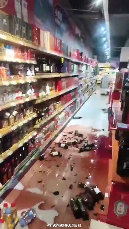 银川地震致部分列车晚点<strong></p>
<p>可转换债券交易规则</strong>,暂无人员伤亡情况报告