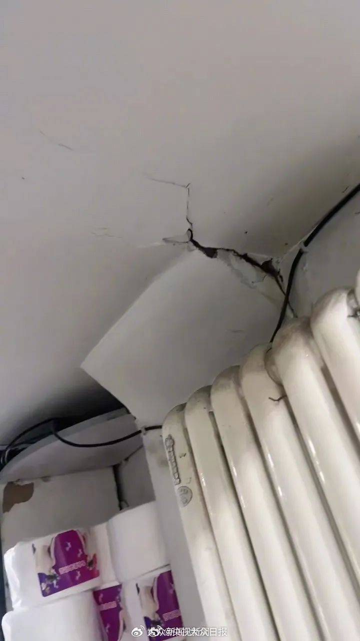 银川地震致部分列车晚点<strong></p>
<p>可转换债券交易规则</strong>,暂无人员伤亡情况报告