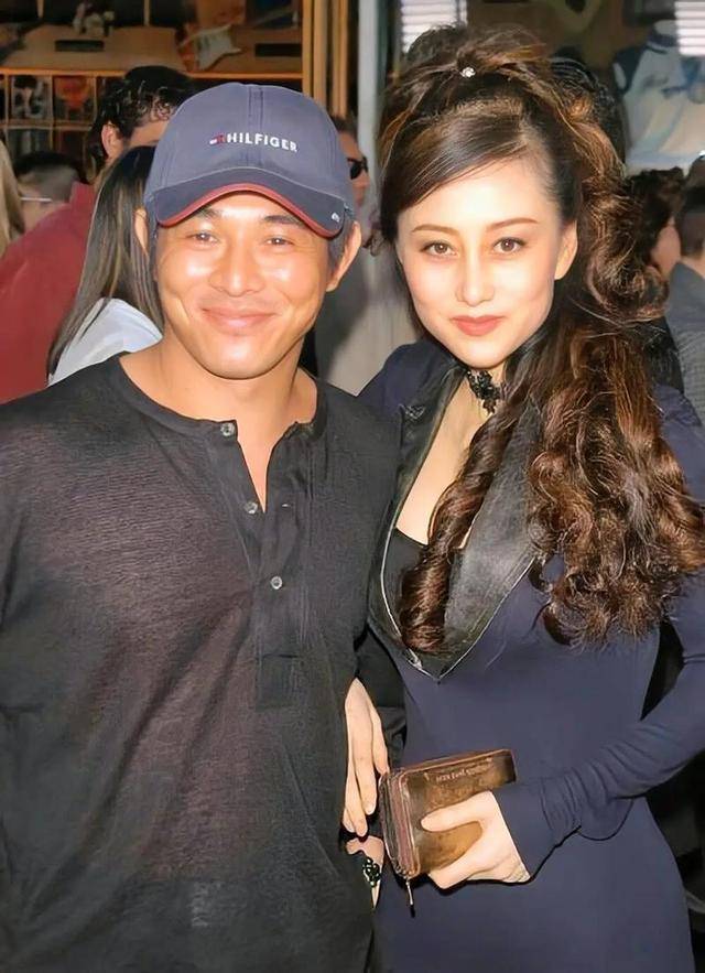 李连杰:后事一切从简<strong></p>
<p>ok下载</strong>，不用立碑也不用办丧事，树葬海葬都可以