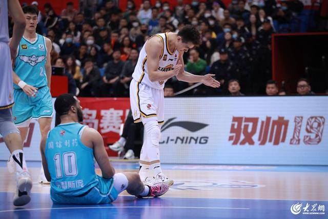 热血沸腾！青岛男篮最后三分钟14-0绝地翻盘<strong></p>
<p>货币如何保值</strong>，队史首次单赛季双杀辽宁