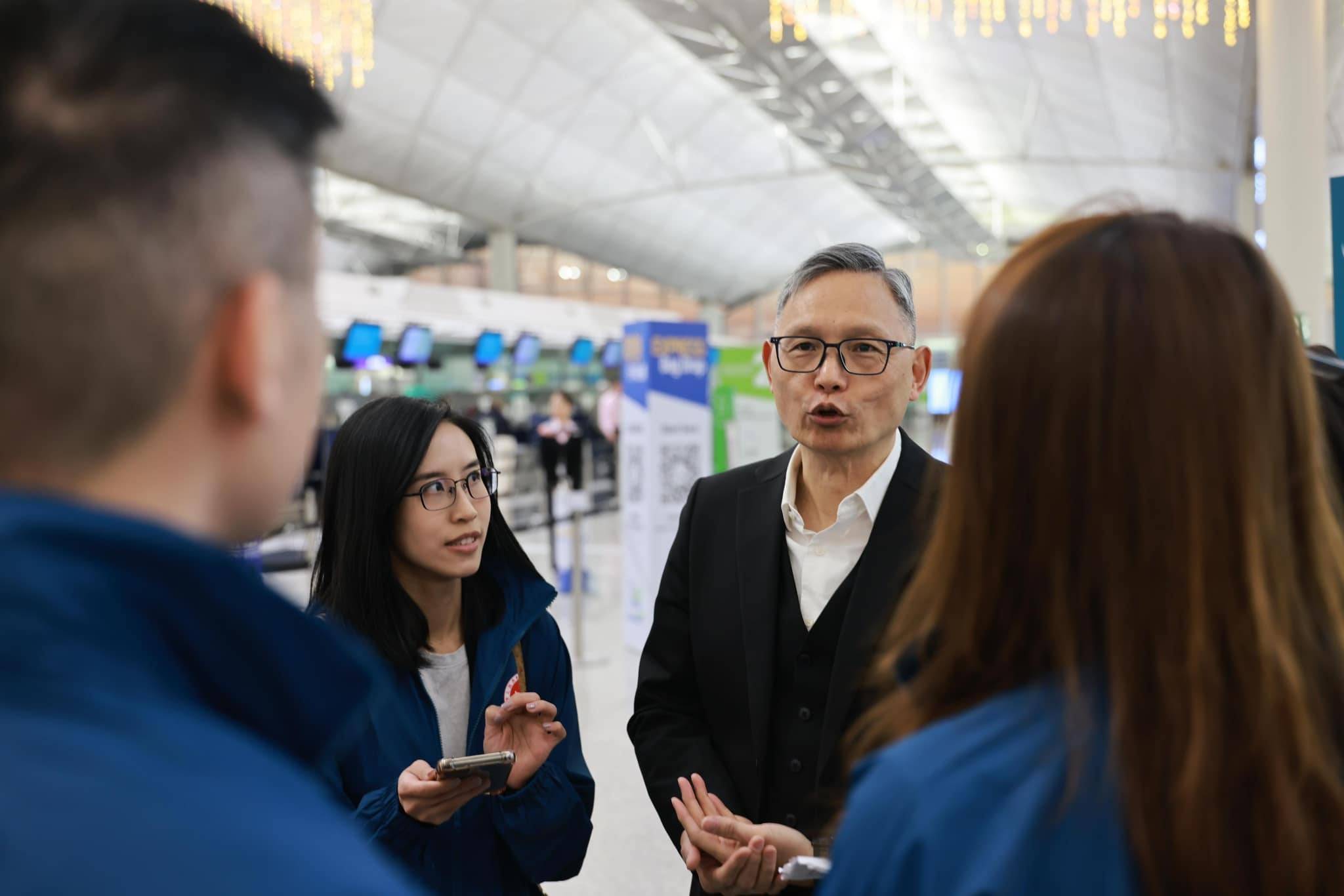 仍有12名港人被困缅甸<strong></p>
<p>货币如何保值</strong>，香港派专责小组前往泰国跟进