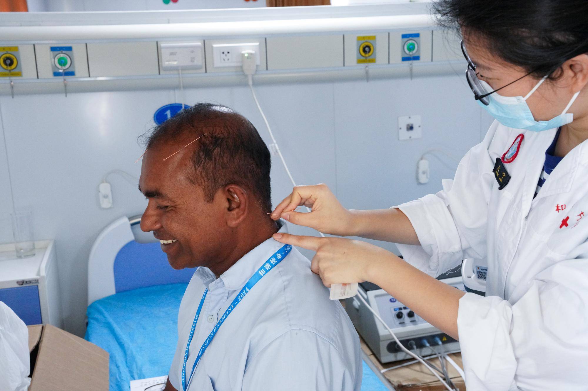 列国鉴·斯里兰卡丨记者观察：新总统访华<strong></p>
<p>如何对冲货币贬值</strong>，斯里兰卡冀斯中关系取得新进展