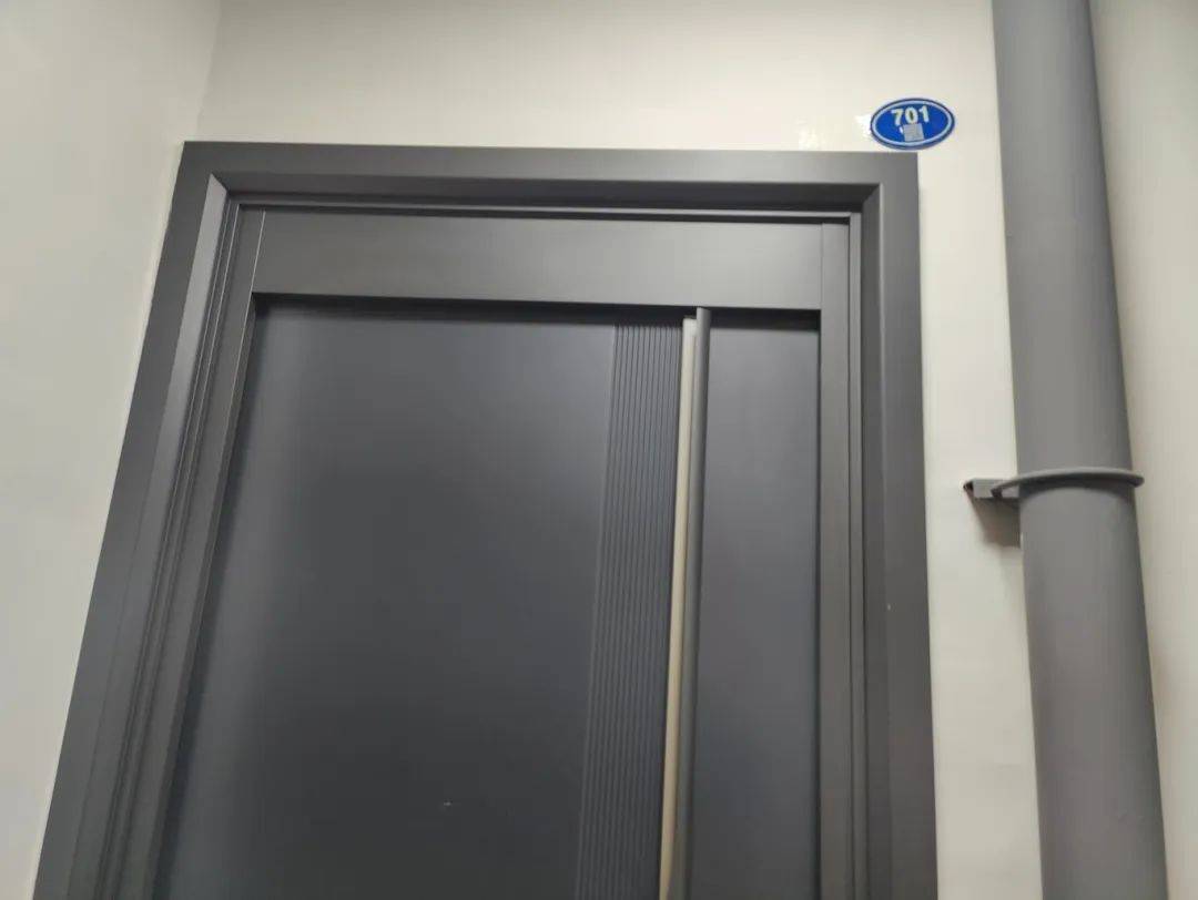 “太恶心了<strong></p>
<p>如何炒币</strong>！”楼上邻居将饭厅位置改成厕所……