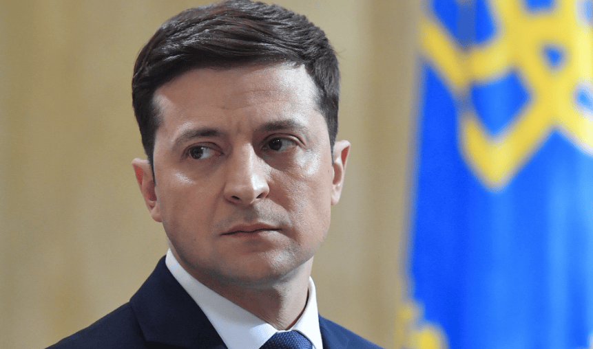 俄乌总算能停火了？乌克兰恐迎来巨变，泽连斯基当不成总统了？