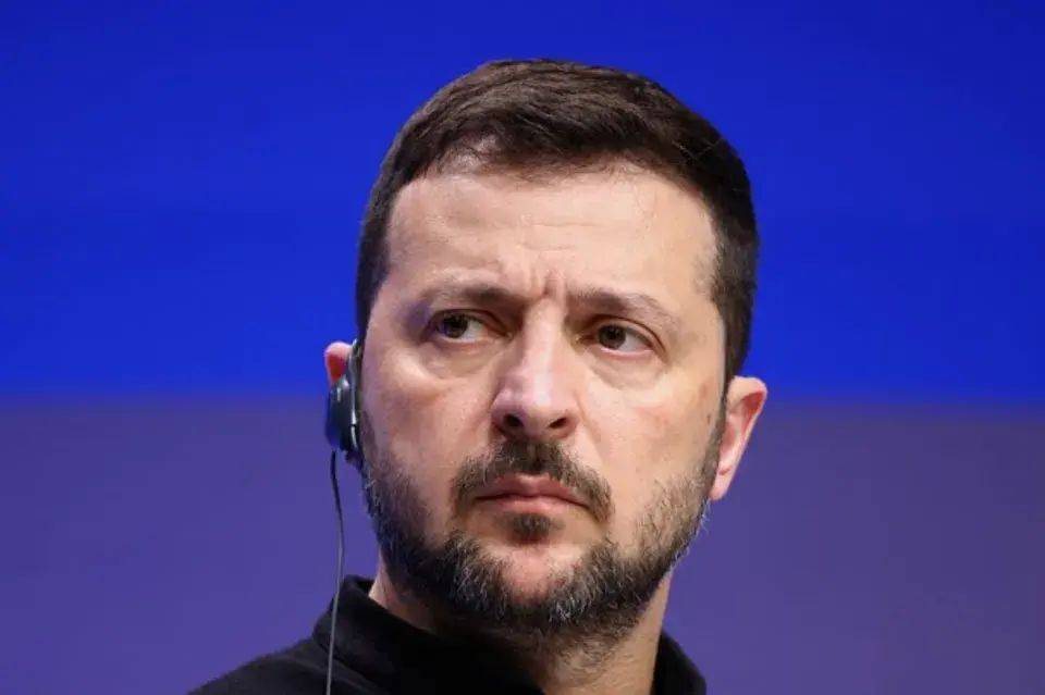 重磅！乌克兰政治大地震<strong></p>
<p>如何炒数字币</strong>，泽连斯基要以1敌4？不用俄出手了