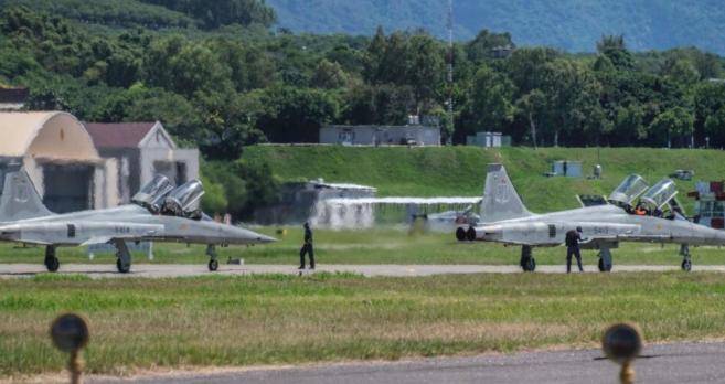 美专家：解放军已手握“王牌”<strong></p>
<p>快币如何换钱</strong>，统一台湾不用动武