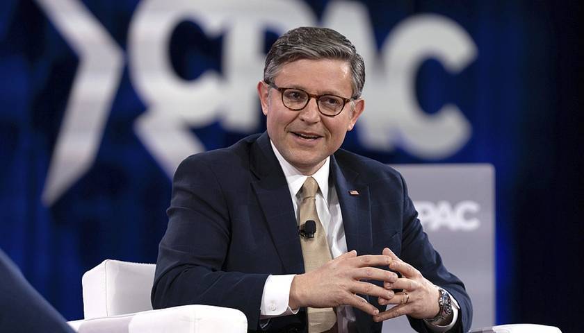 威胁断粮<strong></p>
<p>如何抄币</strong>，美国众议院议长称“没胃口”再批对乌援助