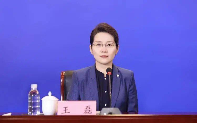 36岁升正厅、曾是全国最年轻女市长<strong></p>
<p>如何加入币圈</strong>,她再履新