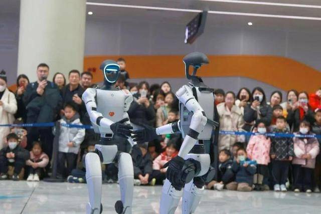 售价10万~65万<strong></p>
<p>如何在币圈发币</strong>,销售一空!谁在抢购人形机器人