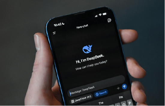 DeepSeek开源第一弹：6小时收藏破5000次<strong></p>
<p>主流币如何选</strong>，利好国产GPU？投资人：国产卡的推理性能提升将顺理成章